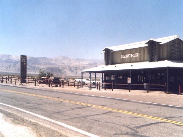 Stovepipe Wells Village.jpg