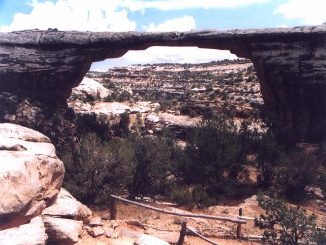 Owachomo bridge.jpg